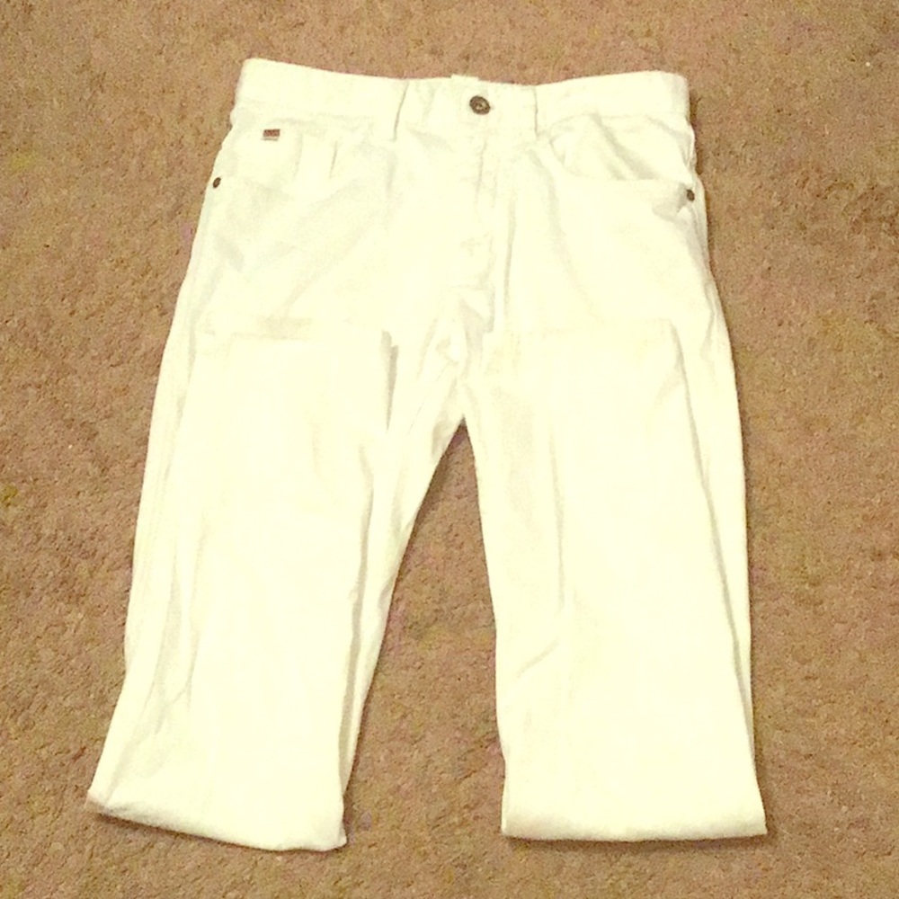 Men’s ZARA MAN all white pants.